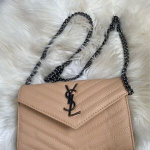 Yves Saint Laurent fashion  Tan Quilted Crossbody Bag